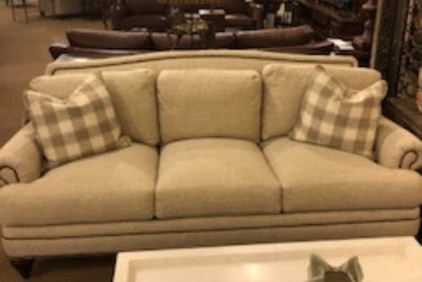 Clearance Today S Home Interiors Kettering Ohio 45419 Thomasville Westport Sofa